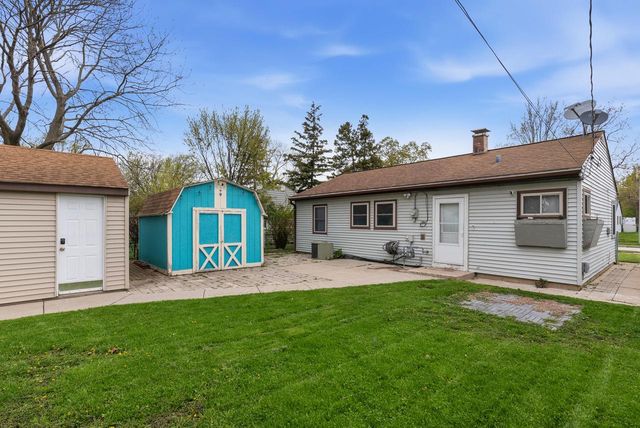 6419 Verona COURT, Milwaukee, WI 53219