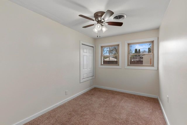 6419 Verona COURT, Milwaukee, WI 53219
