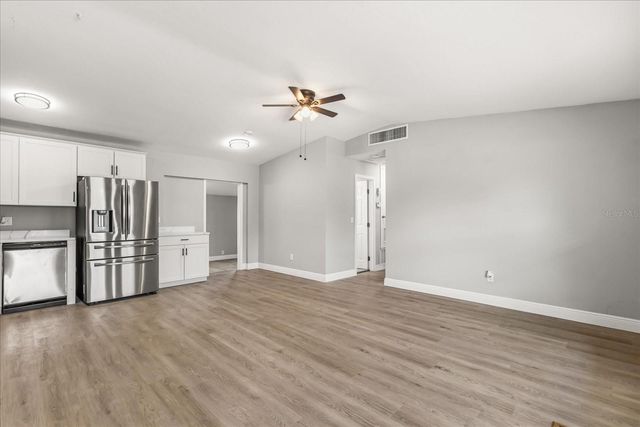 930 RADCLIFF STREET, Deltona, FL 32725