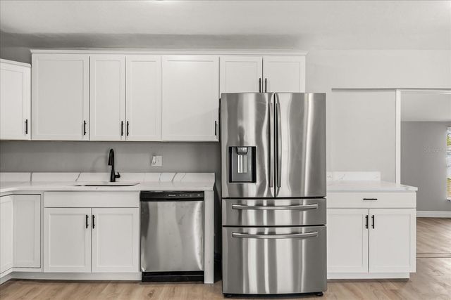 930 RADCLIFF STREET, Deltona, FL 32725