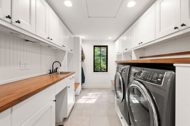 34 Hilltop Rd, Weston, MA 02493