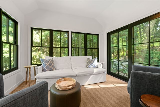 34 Hilltop Rd, Weston, MA 02493