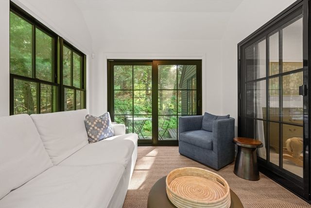 34 Hilltop Rd, Weston, MA 02493