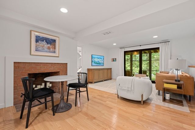 34 Hilltop Rd, Weston, MA 02493