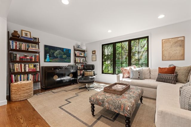 34 Hilltop Rd, Weston, MA 02493