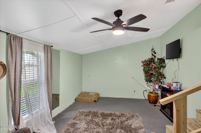 16080 Crestview Drive, Gulfport, MS 39503