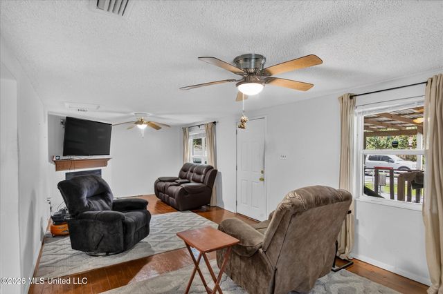 16080 Crestview Drive, Gulfport, MS 39503