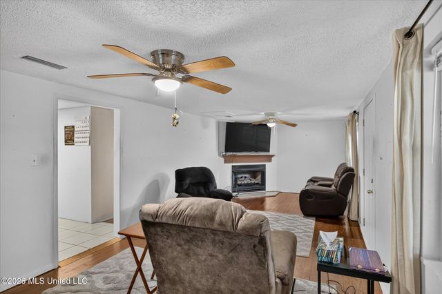 16080 Crestview Drive, Gulfport, MS 39503