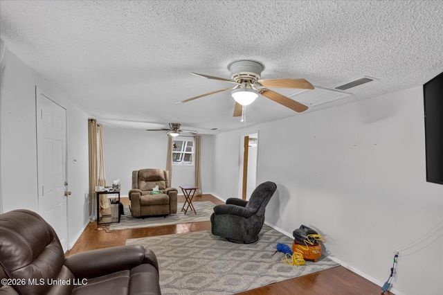 16080 Crestview Drive, Gulfport, MS 39503