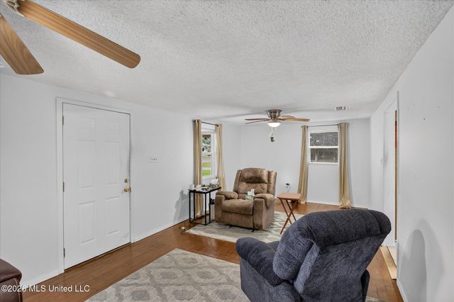 16080 Crestview Drive, Gulfport, MS 39503
