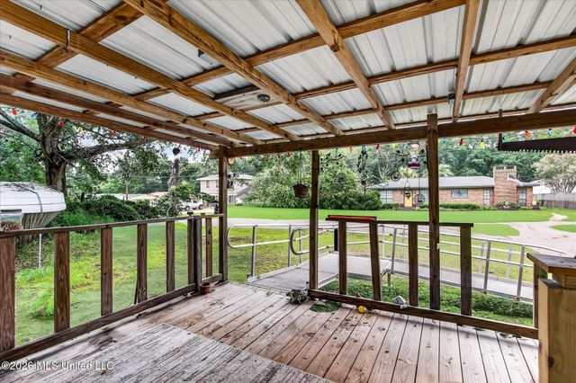 16080 Crestview Drive, Gulfport, MS 39503