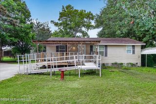 16080 Crestview Drive, Gulfport, MS 39503