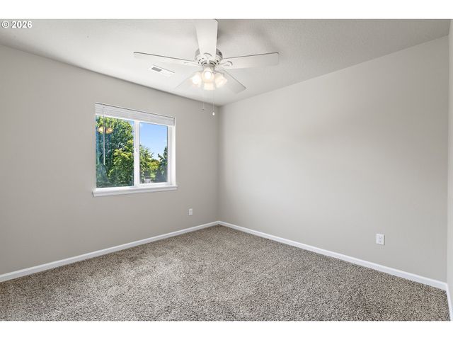 21562 Sw OXFORD Ter, Sherwood, OR 97140