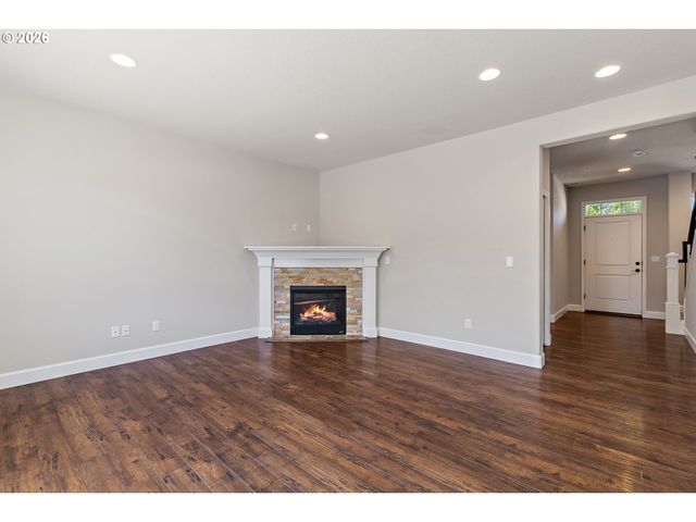 21562 Sw OXFORD Ter, Sherwood, OR 97140