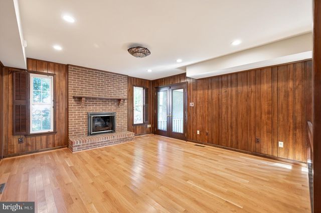 13405 VIRGINIA WILLOW DR, Fairfax, VA 22033