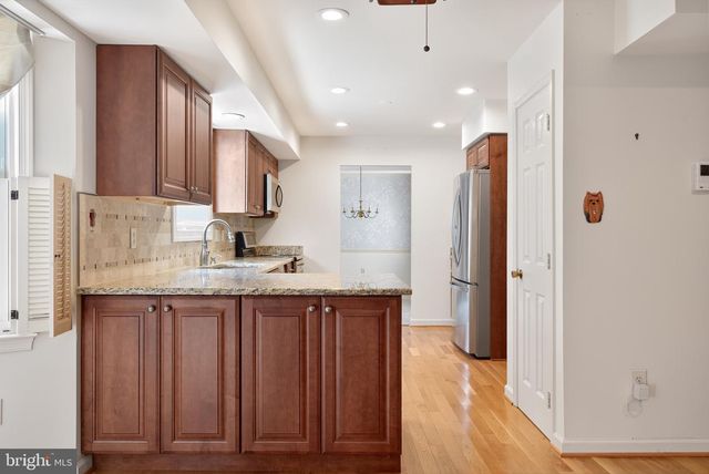 13405 VIRGINIA WILLOW DR, Fairfax, VA 22033