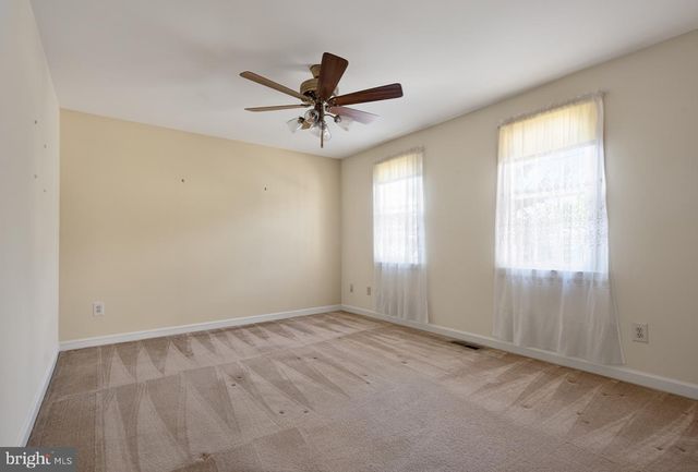 13405 VIRGINIA WILLOW DR, Fairfax, VA 22033