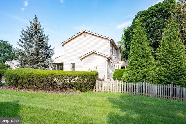 13405 VIRGINIA WILLOW DR, Fairfax, VA 22033