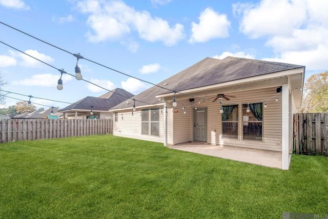 38248 Shelby Dr, Denham Springs, LA 70706