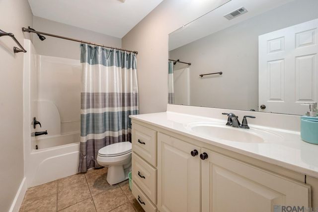 38248 Shelby Dr, Denham Springs, LA 70706