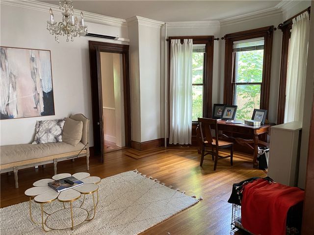 12 Clarke Street, Newport, RI 02840