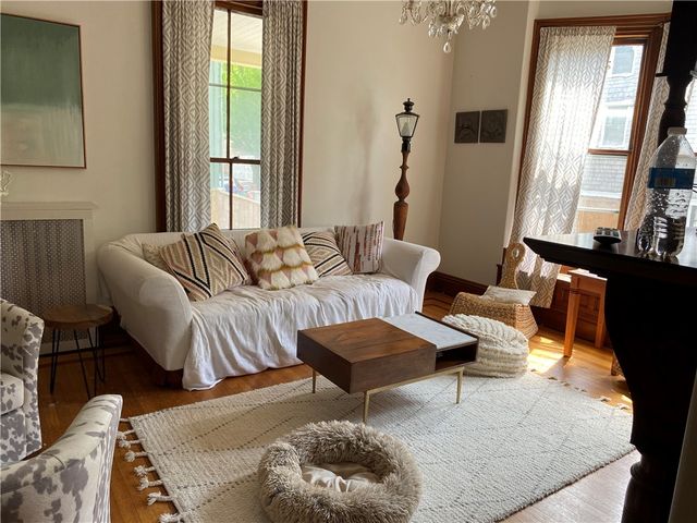 12 Clarke Street, Newport, RI 02840