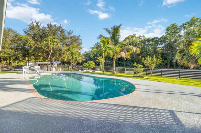 6578 146th Road N, Palm Beach Gardens, FL 33418
