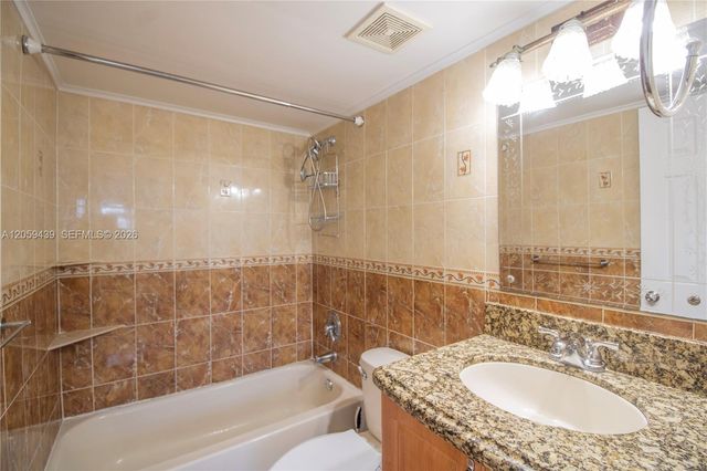 4758 W Flagler St 14, Miami, FL 33134