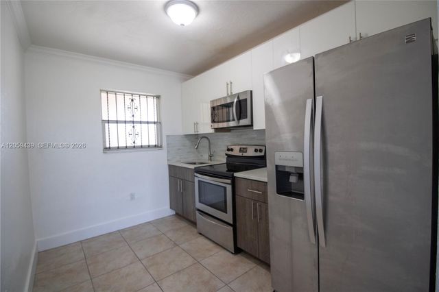 4758 W Flagler St 14, Miami, FL 33134