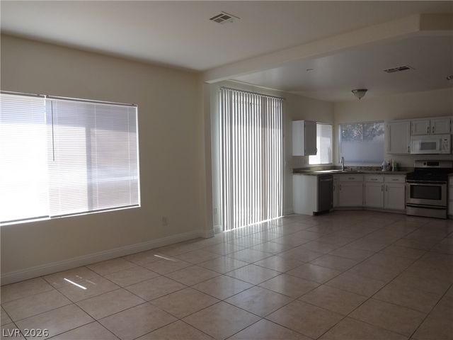 1533 Honey Vista Lane, North Las Vegas, NV 89032