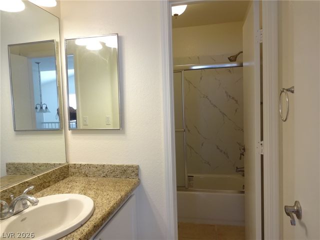 1533 Honey Vista Lane, North Las Vegas, NV 89032