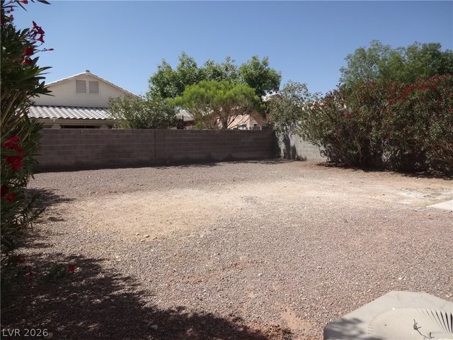 1533 Honey Vista Lane, North Las Vegas, NV 89032