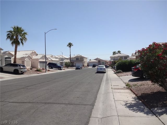 1533 Honey Vista Lane, North Las Vegas, NV 89032