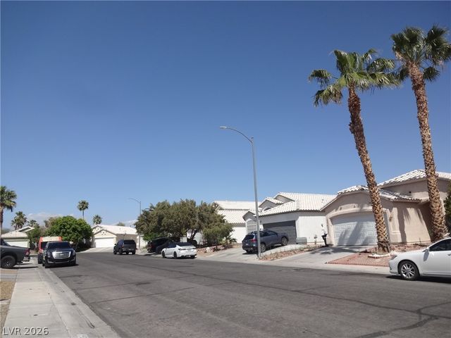 1533 Honey Vista Lane, North Las Vegas, NV 89032