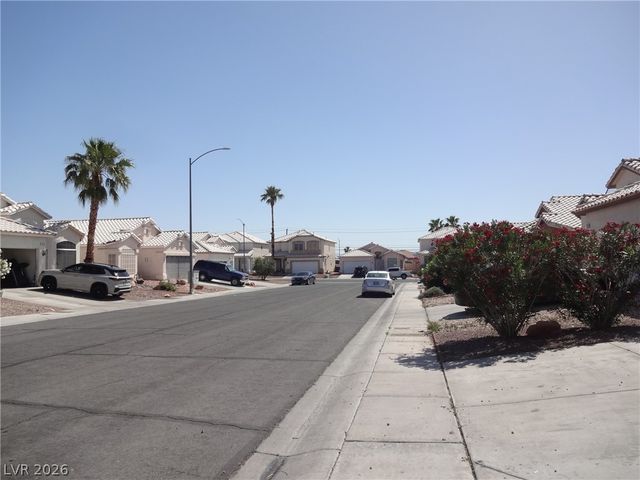 1533 Honey Vista Lane, North Las Vegas, NV 89032