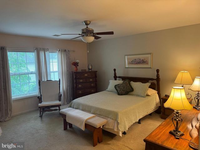 2716 EQUESTRIAN, York, PA 17402