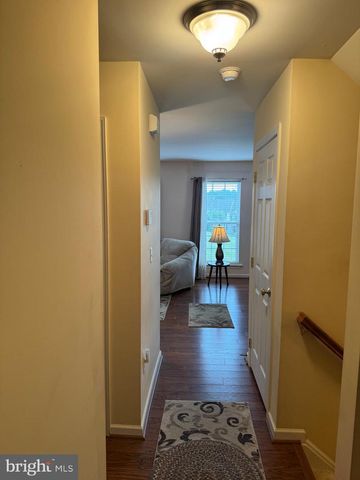 2716 EQUESTRIAN, York, PA 17402