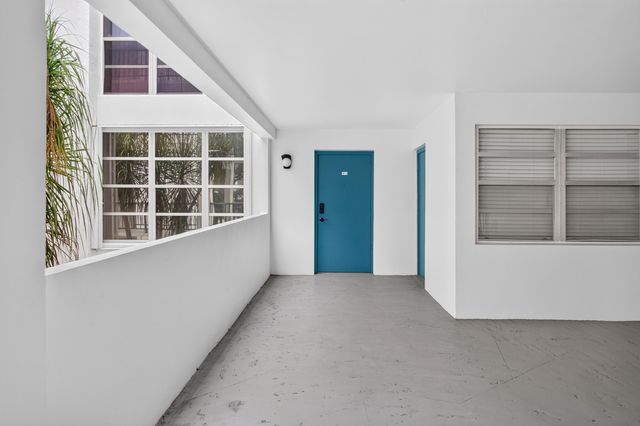 6903 Cypress Road B23, Plantation, FL 33317