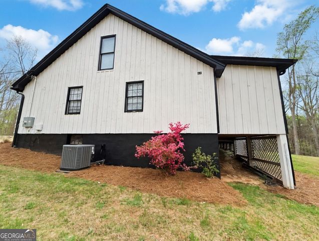 2725 Glendale Drive NE, Conyers, GA 30013