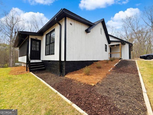 2725 Glendale Drive NE, Conyers, GA 30013