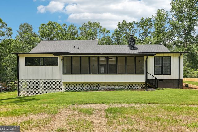 2725 Glendale Drive NE, Conyers, GA 30013