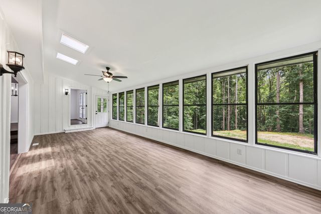 2725 Glendale Drive NE, Conyers, GA 30013