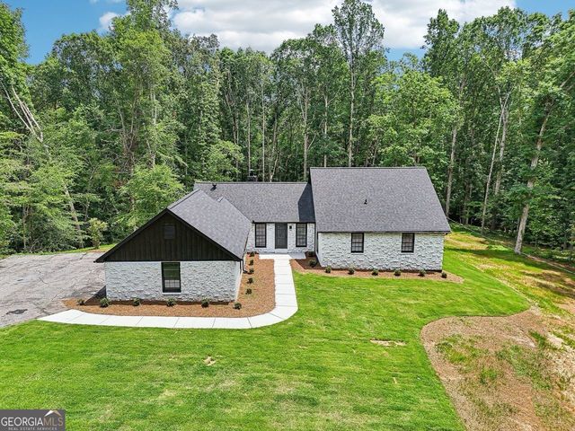 2725 Glendale Drive NE, Conyers, GA 30013