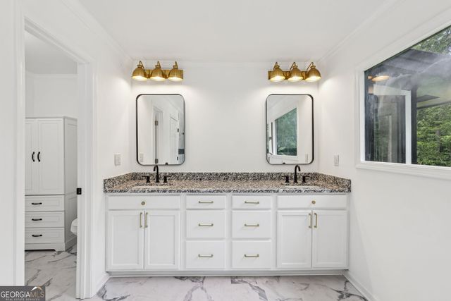 2725 Glendale Drive NE, Conyers, GA 30013