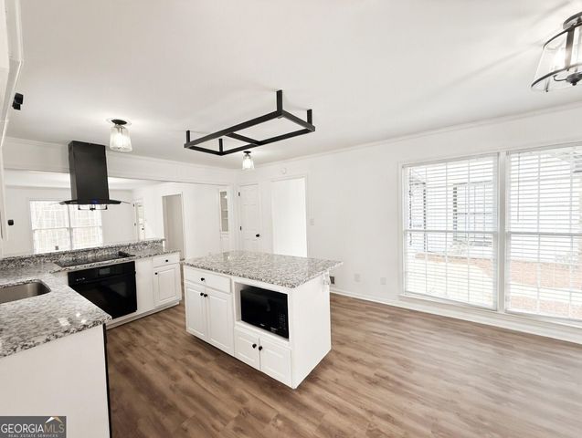 2725 Glendale Drive NE, Conyers, GA 30013