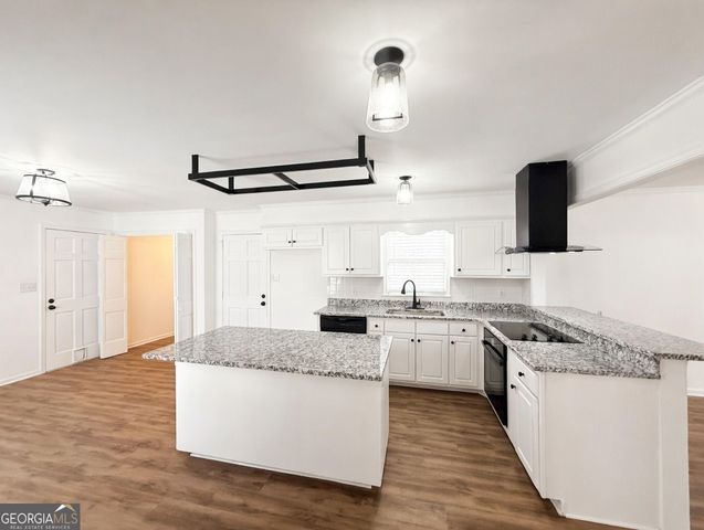 2725 Glendale Drive NE, Conyers, GA 30013