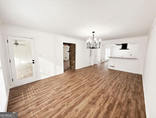 2725 Glendale Drive NE, Conyers, GA 30013