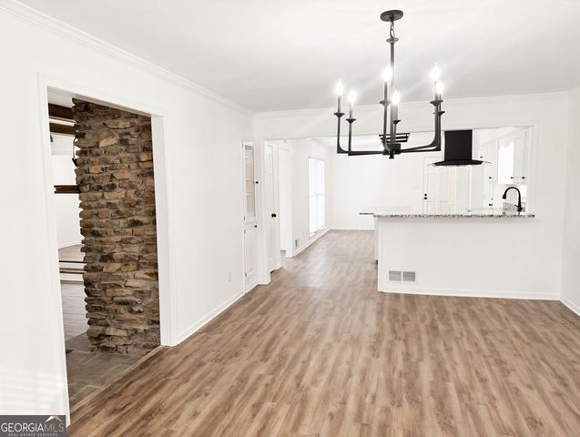 2725 Glendale Drive NE, Conyers, GA 30013