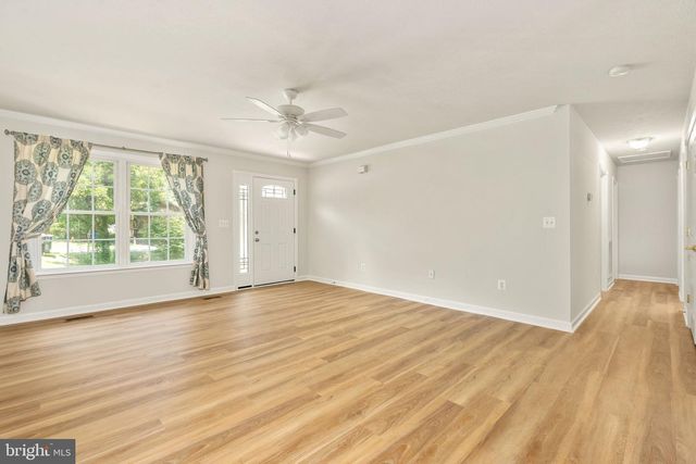 432 CORNWALL DR, Ruther Glen, VA 22546