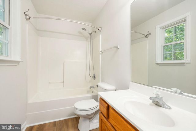 432 CORNWALL DR, Ruther Glen, VA 22546